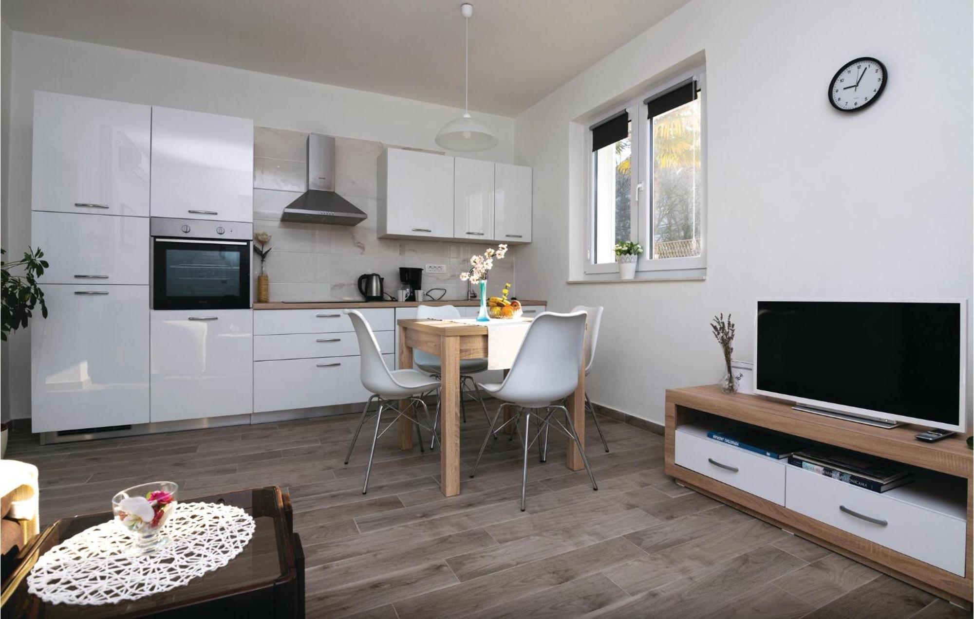 1 Bedroom Gorgeous Apartment In Zadar Exteriör bild